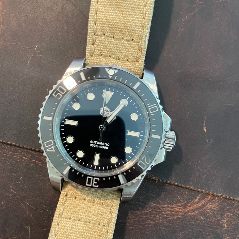 San Martin Automatic 300m Dive Watch
